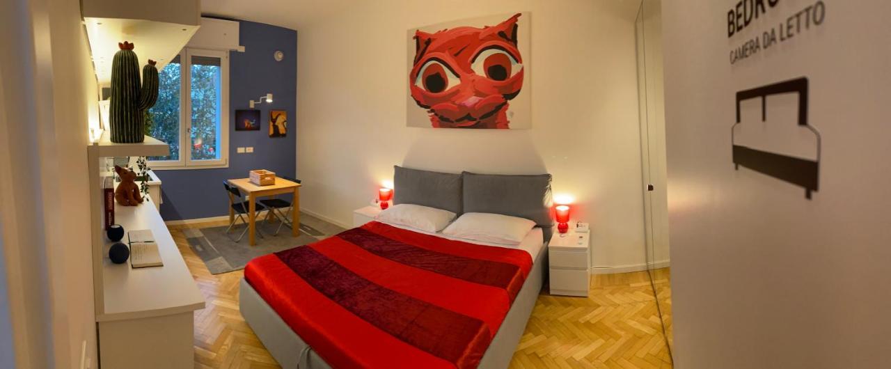 Tra Le Torri B&B - Ampia Stanza Privata In Appartamento Con Bagno Privato Accessibile Da Corridoio Bologna Kültér fotó